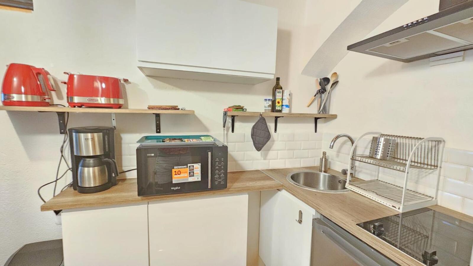 L'histoire Clermontoise - Tramway Au Pied Du * Clermont-Ferrand